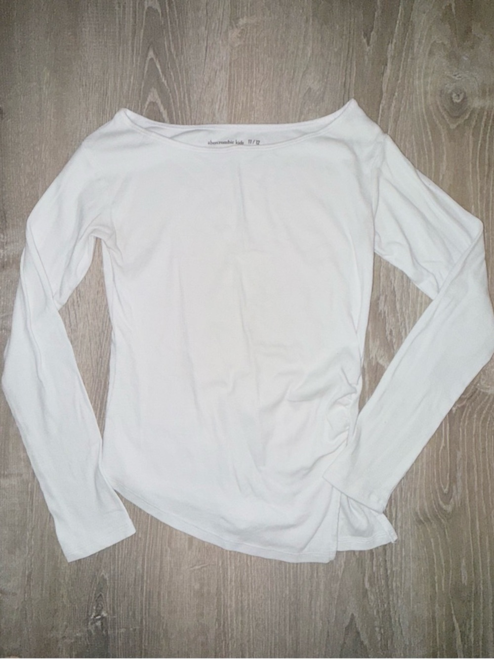Abercrombie kid’s Long-Sleeve Boatneck Top in White
